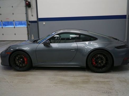 New 2026 Porsche 911 Carrera GTS image 2