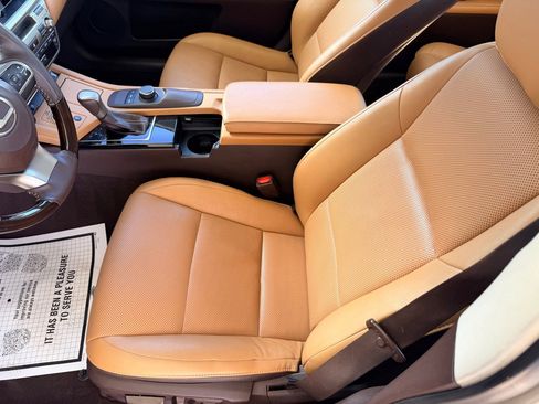 Used 2016 Lexus ES 350 w/ Premium Package w/Wood Trim image 9