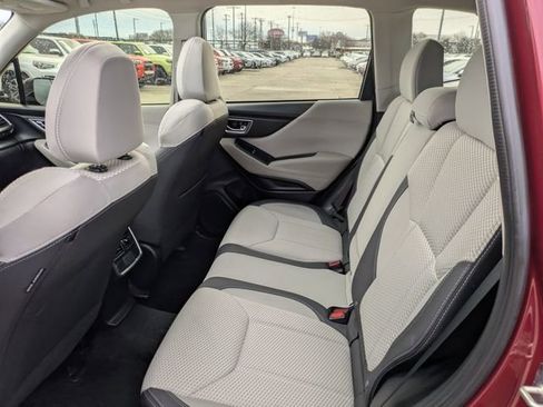 Used 2020 Subaru Forester Premium image 27