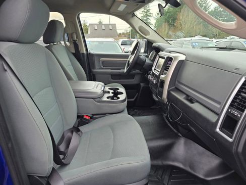 Used 2017 RAM 1500 Classic SLT image 11