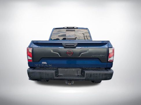 Used 2023 Nissan Titan PRO-4X w/ Pro-4x Convenience Package AWD/4WD image 4