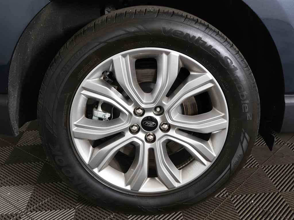 Used 2023 Ford Edge Titanium w/ Equipment Group 301A AWD/4WD image 22