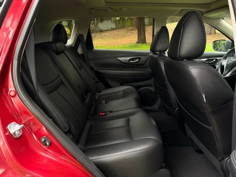 Used 2015 Nissan Rogue SL w/ SL Premium Package image 20