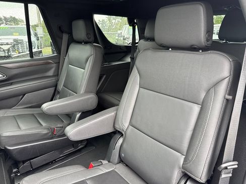 Used 2023 Chevrolet Tahoe Z71 w/ Luxury Package AWD/4WD image 24