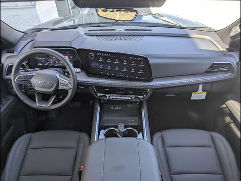 New 2026 Chevrolet Tahoe Z71 w/ Z71 Off-Road Package AWD/4WD image 19
