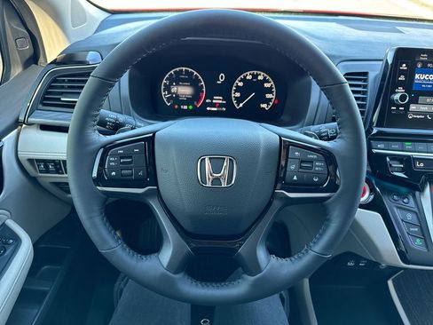 New 2026 Honda Odyssey Elite image 14