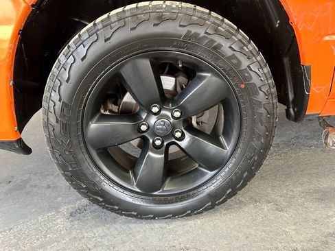 Used 2019 RAM 1500 Express w/ Express Value Package image 11