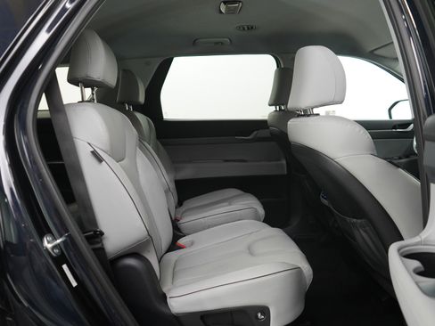 Used 2025 Hyundai Palisade SEL image 13
