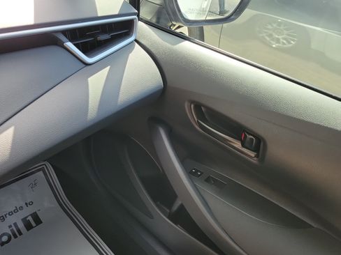 Used 2024 Toyota Corolla LE FWD image 28