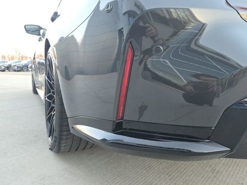 Used 2022 BMW M3 image 11