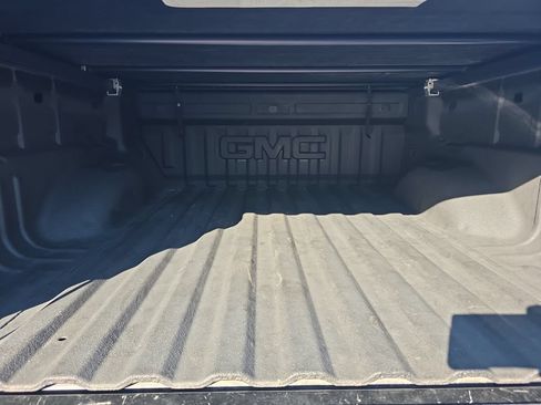 Used 2022 GMC Canyon Elevation w/ Elevation Premium Package AWD/4WD image 12