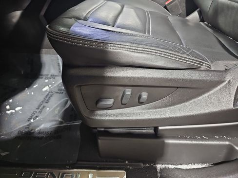 Used 2018 GMC Sierra 1500 Denali w/ Denali Ultimate Package image 34