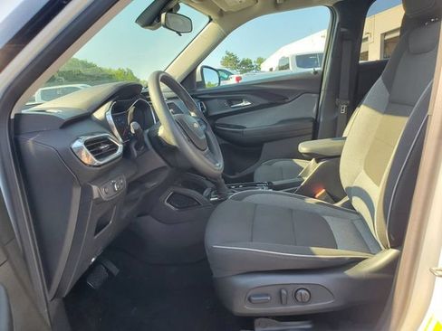 Certified 2023 Chevrolet TrailBlazer LT FWD image 18