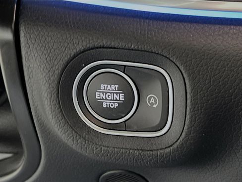 Used 2024 Mercedes-Benz GLE 350 4MATIC w/ AMG Line Exterior image 23