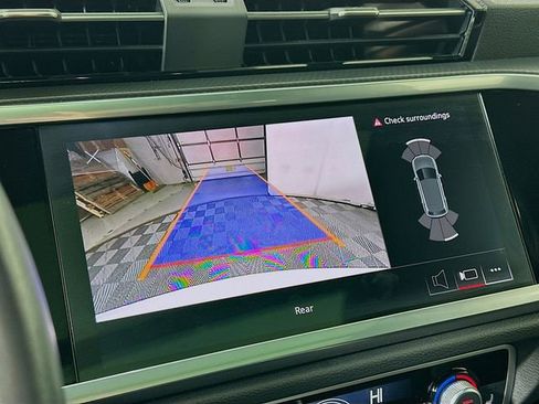 Used 2023 Audi Q3 2.0T Premium image 14