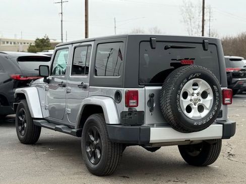 Used 2013 Jeep Wrangler Unlimited Sahara w/ Connectivity Group image 36