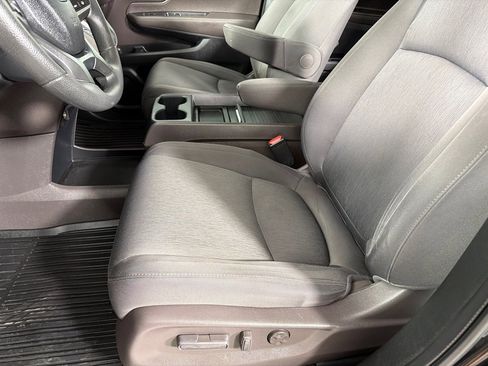 Used 2019 Honda Odyssey EX image 12