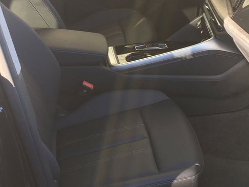 Certified 2025 Audi Q5 Premium w/ Convenience Package image 7