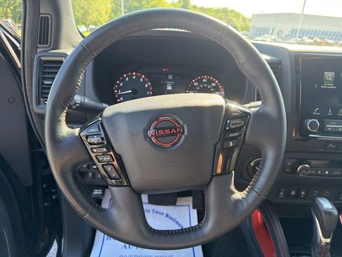 Used 2023 Nissan Frontier PRO-4X w/ Pro-4X Premium Package AWD/4WD image 10