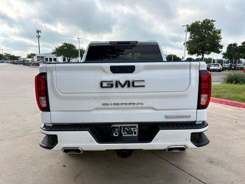 Used 2026 GMC Sierra 1500 Elevation w/ Elevation Premium Package AWD/4WD image 4