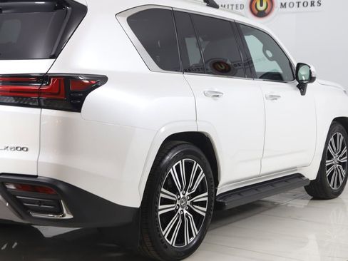 Used 2025 Lexus LX 600 4WD w/ Luxury Package image 53