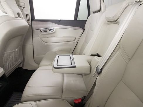 Used 2024 Volvo XC90 T8 Ultimate w/ Protection Package Premier AWD/4WD image 22