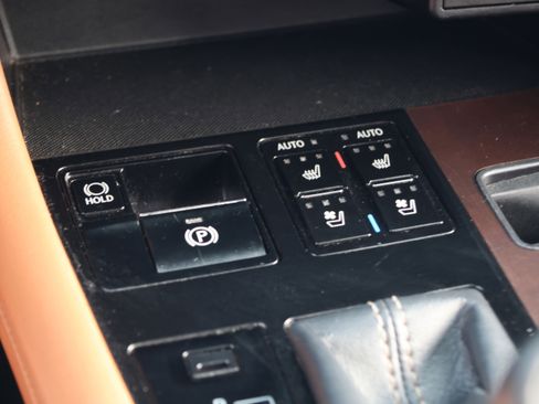 Certified 2022 Lexus RX 350 FWD w/ Premium Package image 26