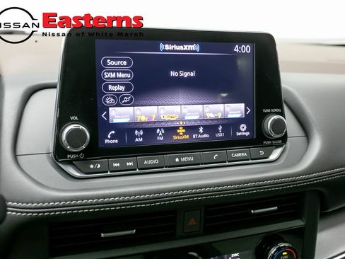 Used 2023 Nissan Rogue SV AWD/4WD image 18