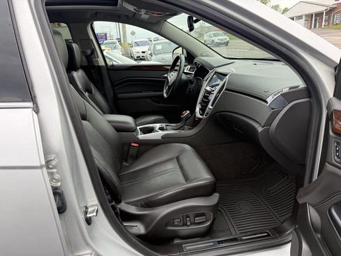 Used 2015 Cadillac SRX Luxury w/ Driver Awareness Package image 10