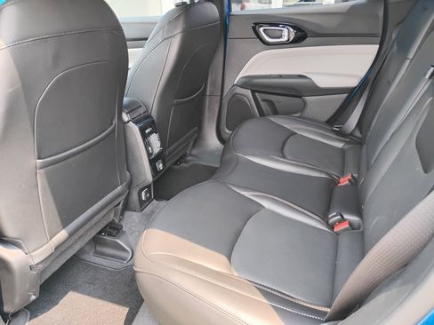 Used 2023 Jeep Compass Limited AWD/4WD image 26