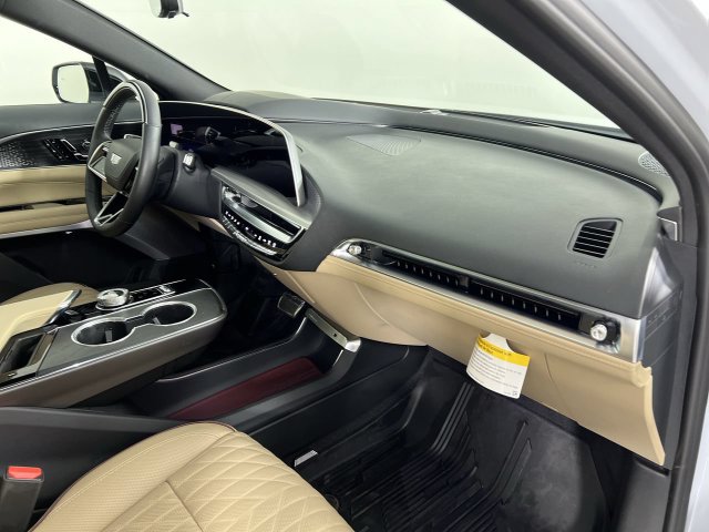Used 2026 Cadillac Lyriq Signature Luxury w/ Nappa Leather Package AWD/4WD image 29