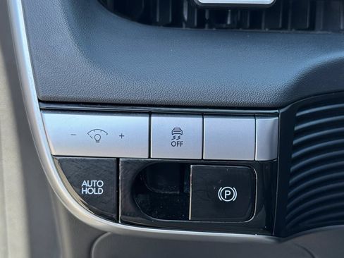 Used 2024 Hyundai Ioniq 5 SE RWD image 30