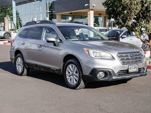 Used 2016 Subaru Outback 2.5i Premium AWD/4WD image 6