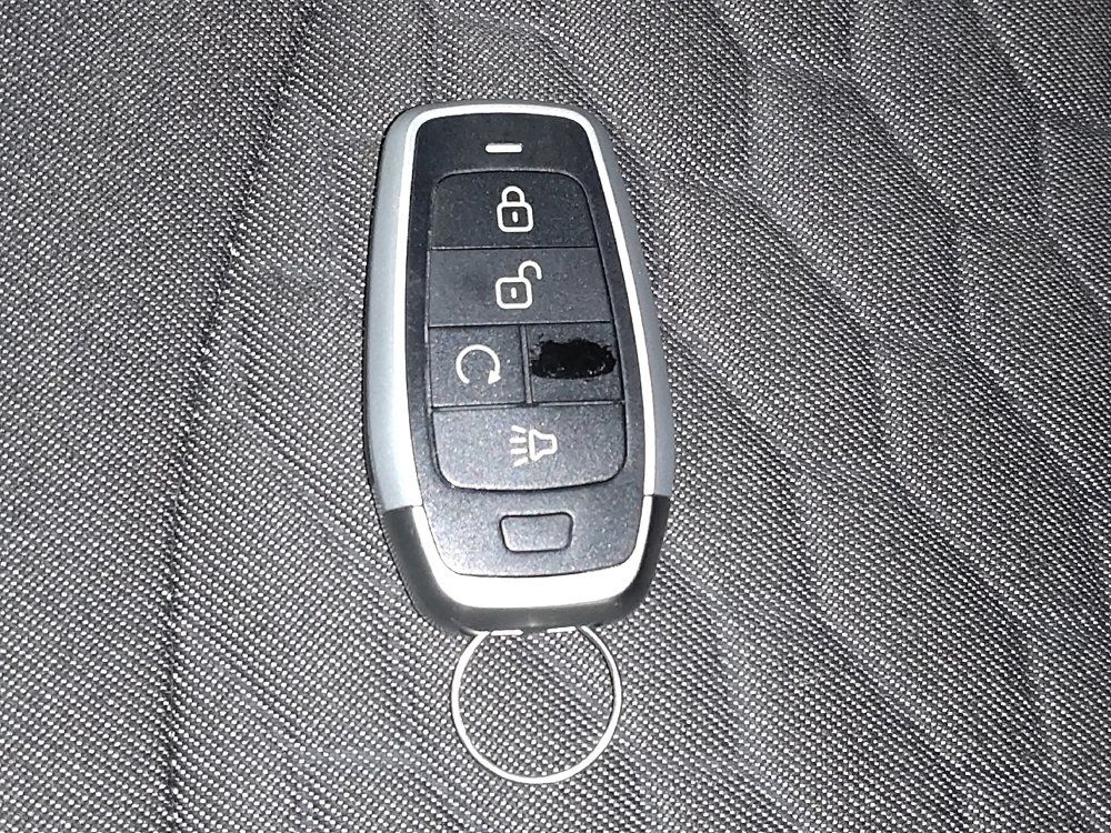 Used 2019 Chevrolet Equinox LT w/ LPO, Floor Liner Package FWD image 32