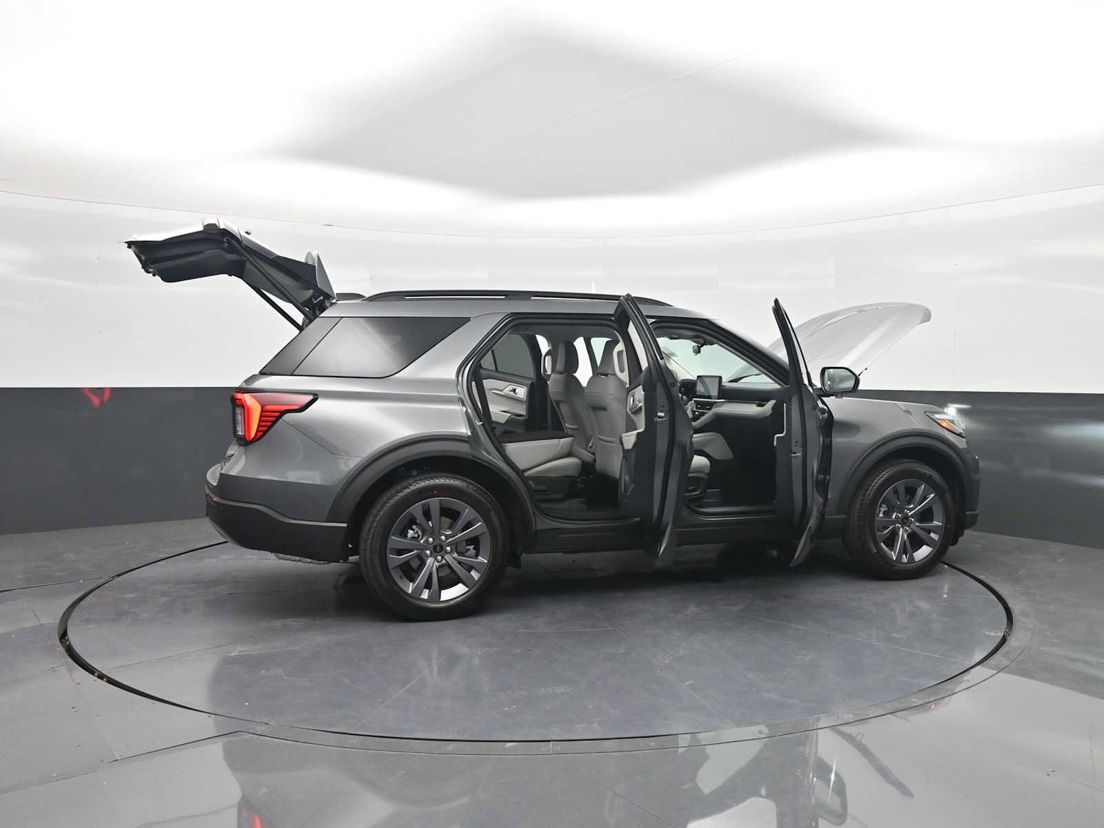 Used 2026 Ford Explorer Active w/ Active Comfort Package AWD/4WD image 69