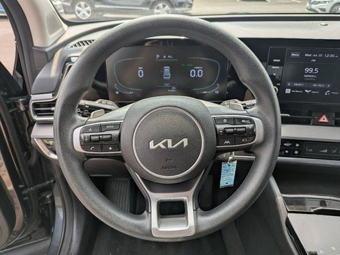 Used 2023 Kia Sportage LX AWD/4WD image 13