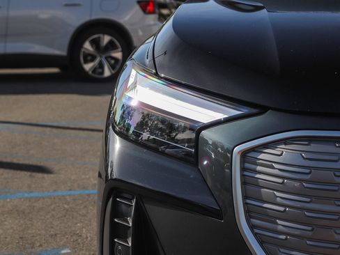 Certified 2023 Audi Q4 e-tron Premium Plus w/ Premium Plus RWD image 12