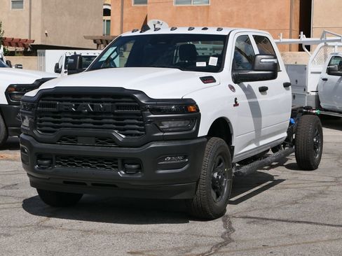 New 2026 RAM 3500 Tradesman image 4