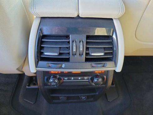 Used 2016 BMW X5 xDrive50i image 16