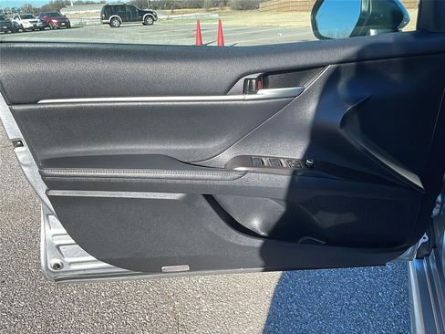 Used 2024 Toyota Camry XSE image 20