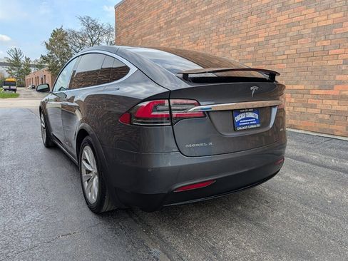 Used 2016 Tesla Model X 75D image 24