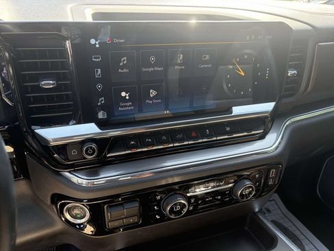 Used 2023 Chevrolet Silverado 1500 High Country w/ High Country Premium Package AWD/4WD image 23