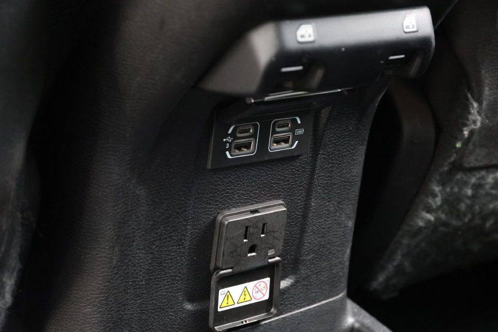 Used 2019 Jeep Wrangler Unlimited Rubicon AWD/4WD image 19