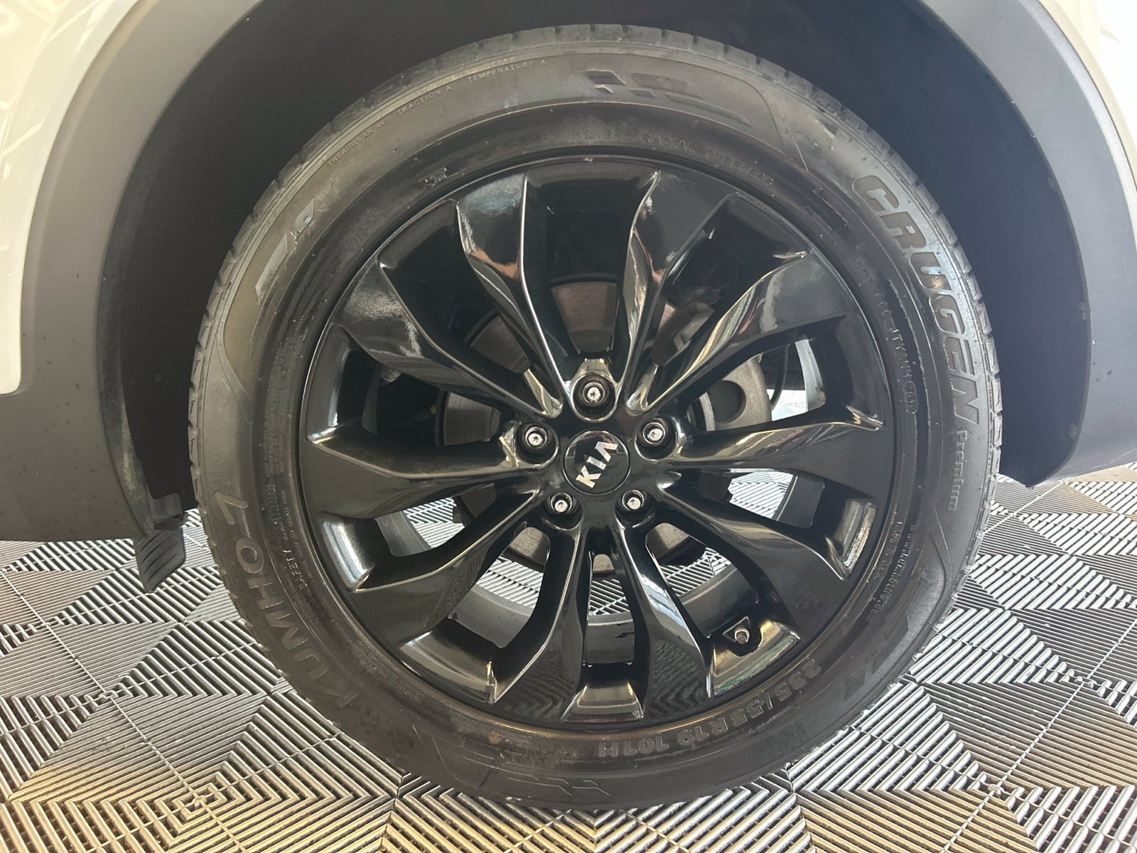 Used 2020 Kia Sorento S AWD/4WD image 9