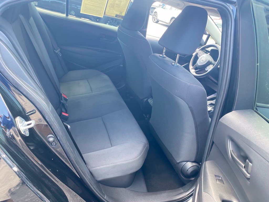 Used 2023 Toyota Corolla LE w/ LE Convenience Package FWD image 16