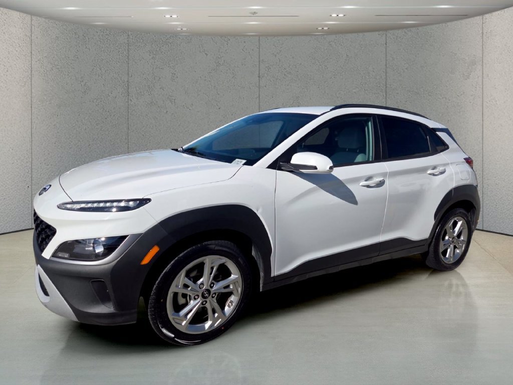 Used 2023 Hyundai Kona SEL w/ Cargo Package FWD image 9