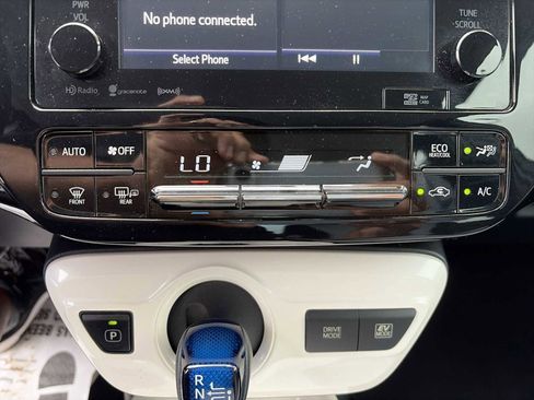 Used 2016 Toyota Prius Three Touring image 16