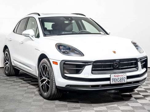 Used 2026 Porsche Macan S AWD/4WD image 8