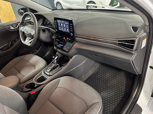 Used 2020 Hyundai Ioniq Blue FWD image 21