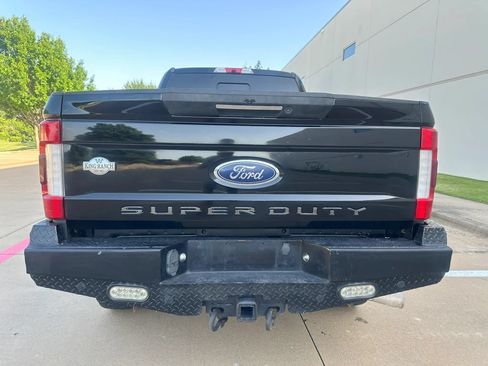 Used 2018 Ford F250 King Ranch w/ King Ranch Ultimate Package AWD/4WD image 12